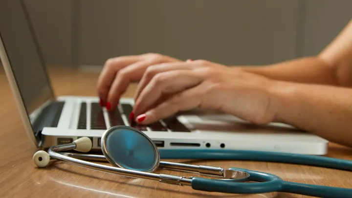 How Scribeberry Simplifies My Life as a Doctor: From Charting Notes to Writing Insurance Forms