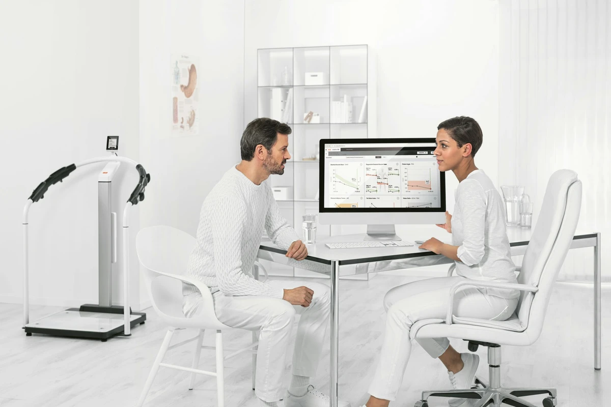 How to automatically generate notes from a live-patient conversation