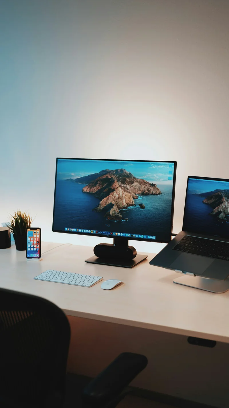 Mobile App ✅, Desktop App ✅